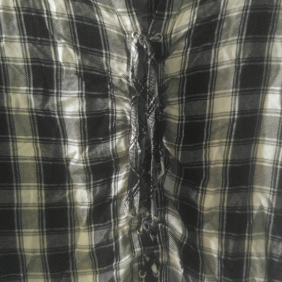 Express XS White/Black Buffalo Plaid - Picture 1 of 5